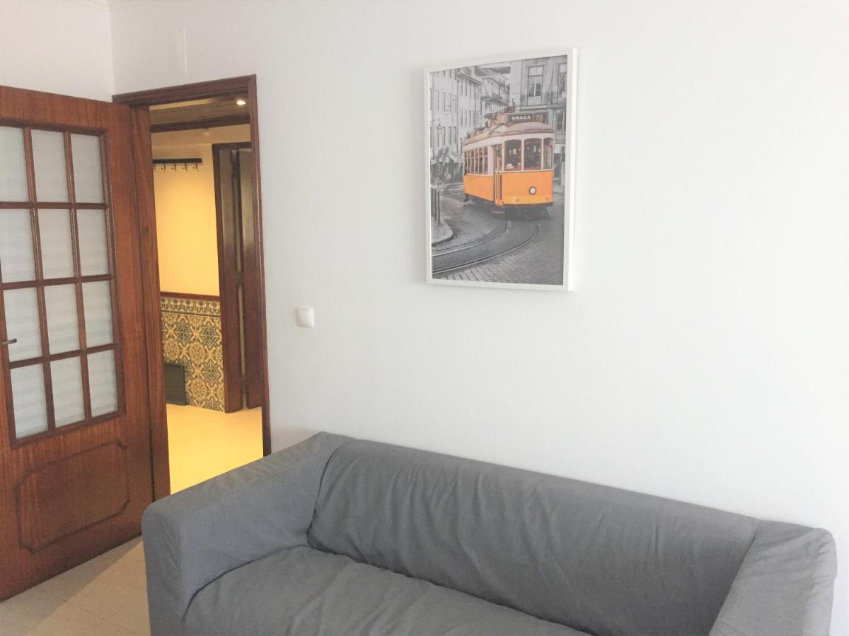 Apartamento Lisboa - Reboleira Amadora Bagian luar foto