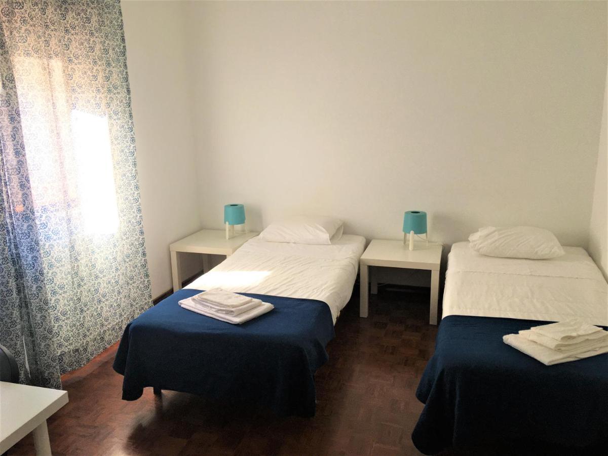 Apartamento Lisboa - Reboleira Amadora Bagian luar foto