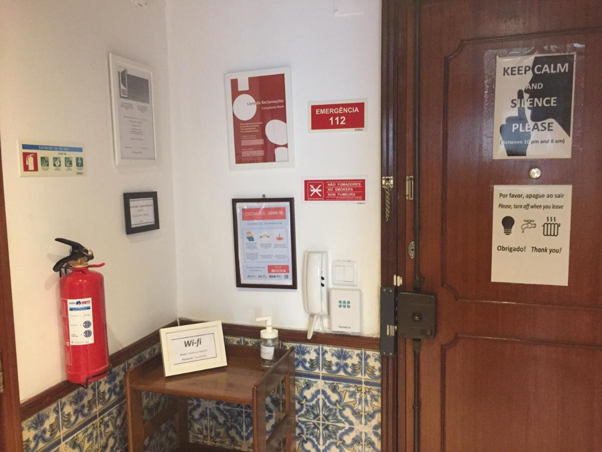 Apartamento Lisboa - Reboleira Amadora Bagian luar foto
