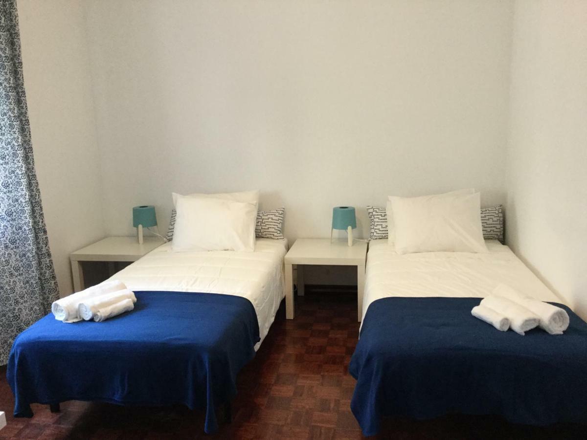 Apartamento Lisboa - Reboleira Amadora Bagian luar foto